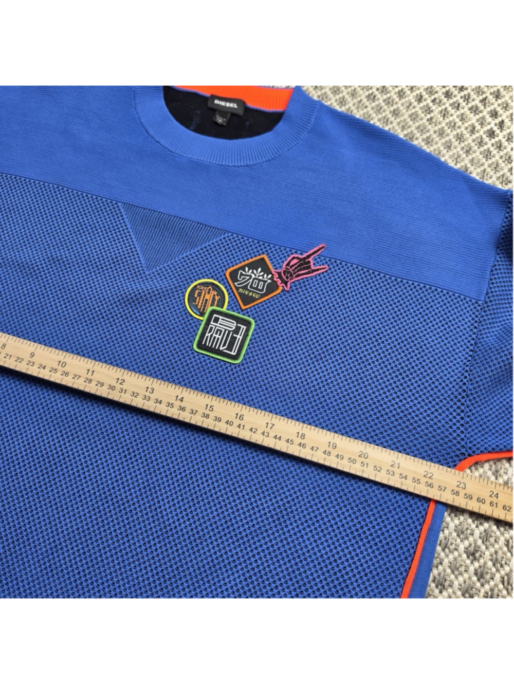 Diesel Men’s L Blue Textured Knit Crewneck Sweater Embroidered Patches Y2K Logo - Picture 8 of 10